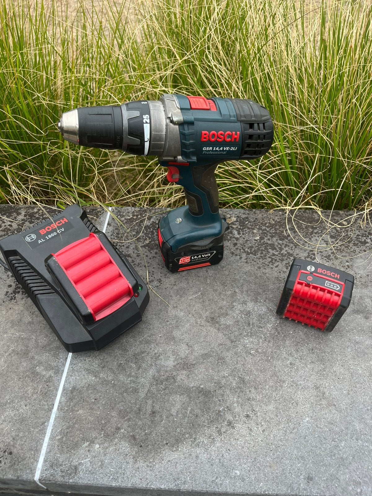 Professionele bosch boormachine, Ophalen of Verzenden, Gebruikt, Boor- en Schroefmachine