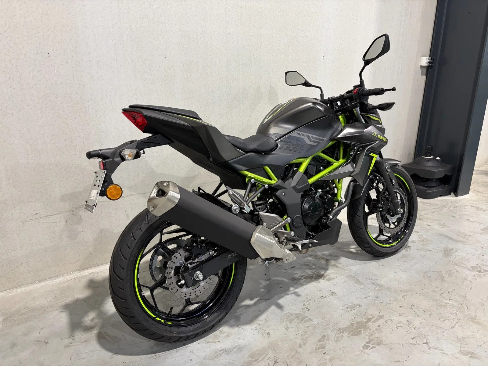 Kawasaki Z125 sportieve naked helemaal in Kawasaki z-line, Entreprise, Occasion, Autre, Manuelle