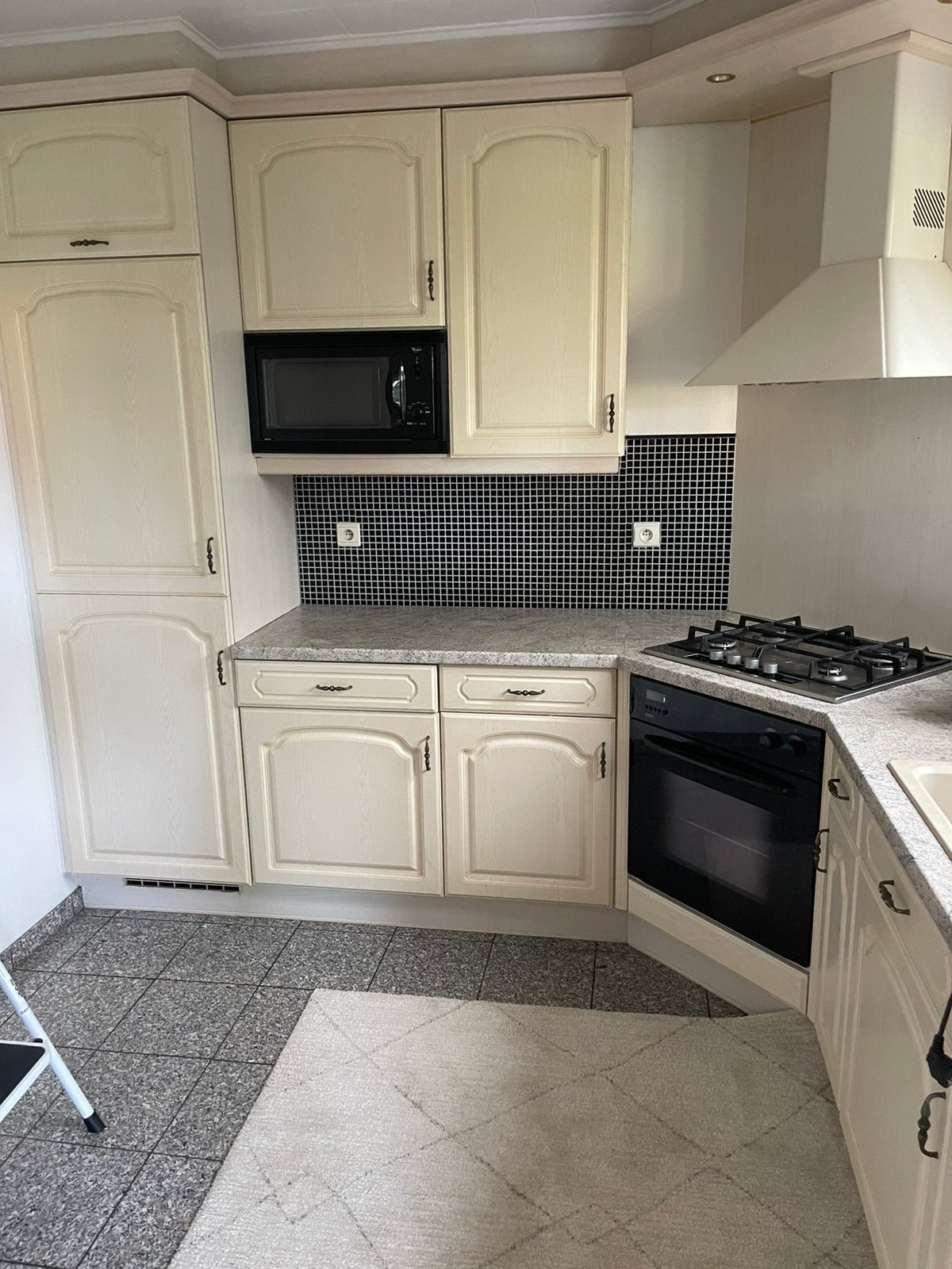 Complete keuken met toestellen erbij, Maison & Meubles, Cuisine | Cuisines complètes, Comme neuf, Enlèvement