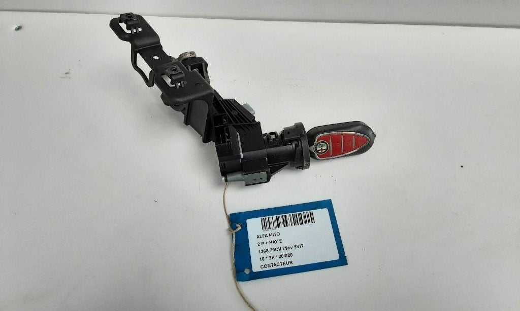 CONTACTSLOT Alfa Romeo MiTo (955) (01-2008/12-2018), Gebruikt, Alfa Romeo