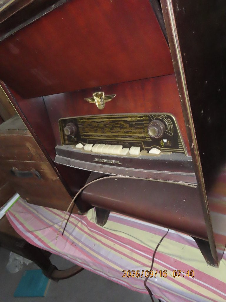 Radio SBR restauratieproject met Pick-up, Antiek en Kunst, Ophalen