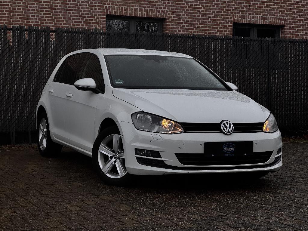 VW GOLF 7 BENZINE 2013 157DKM GEKEURD&GARANTIE, Auto's, Voorwielaandrijving, Stof, Wit, 5 deurs
