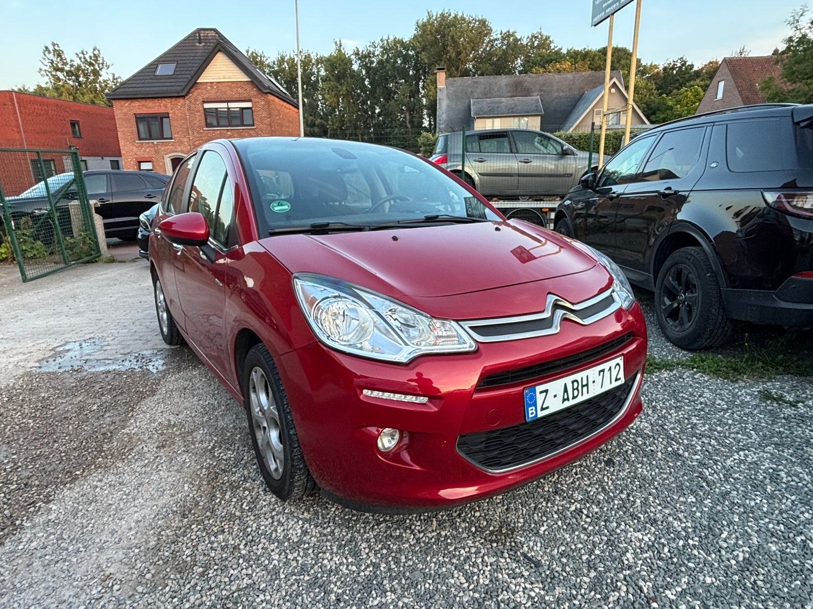 Citroen c3 1.2 vti/ panoramic/navi/met keuring en carpass, Auto's, Voorwielaandrijving, Euro 5, Stof, Zwart