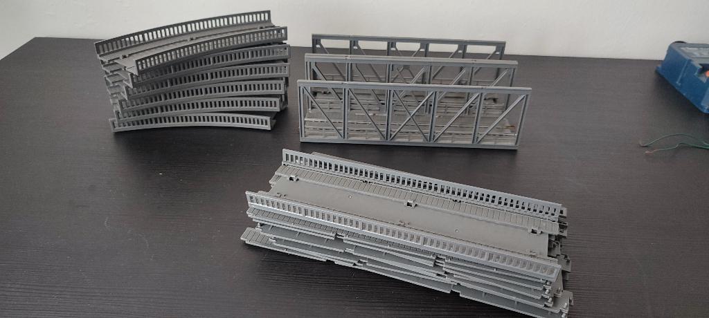 HO k+m spoorwegbrugdelen, Hobby en Vrije tijd, Modeltreinen | H0, Ophalen, Jouef, Gelijkstroom of Wisselstroom, Brug, Tunnel of Gebouw