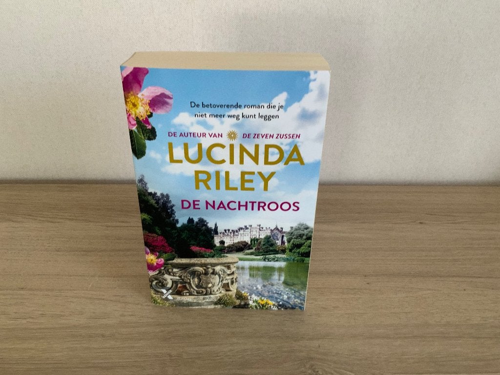 Boek: Lucinda Riley: de nachtroos, Boeken, Ophalen, Gelezen, Lucinda Riley