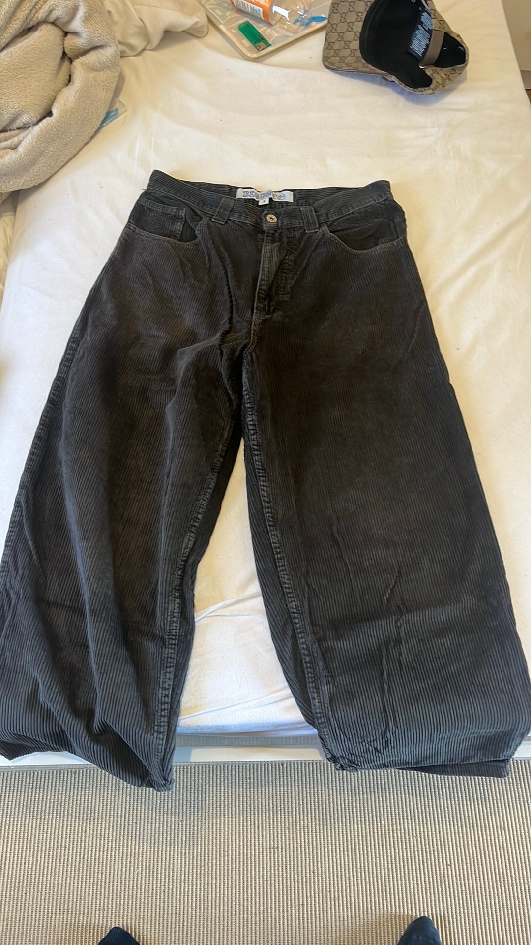 Bigboy broek, Enlèvement ou Envoi, Porté