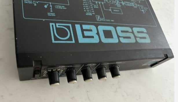 RV-10 reverb, Ophalen, Zo goed als nieuw, Reverb