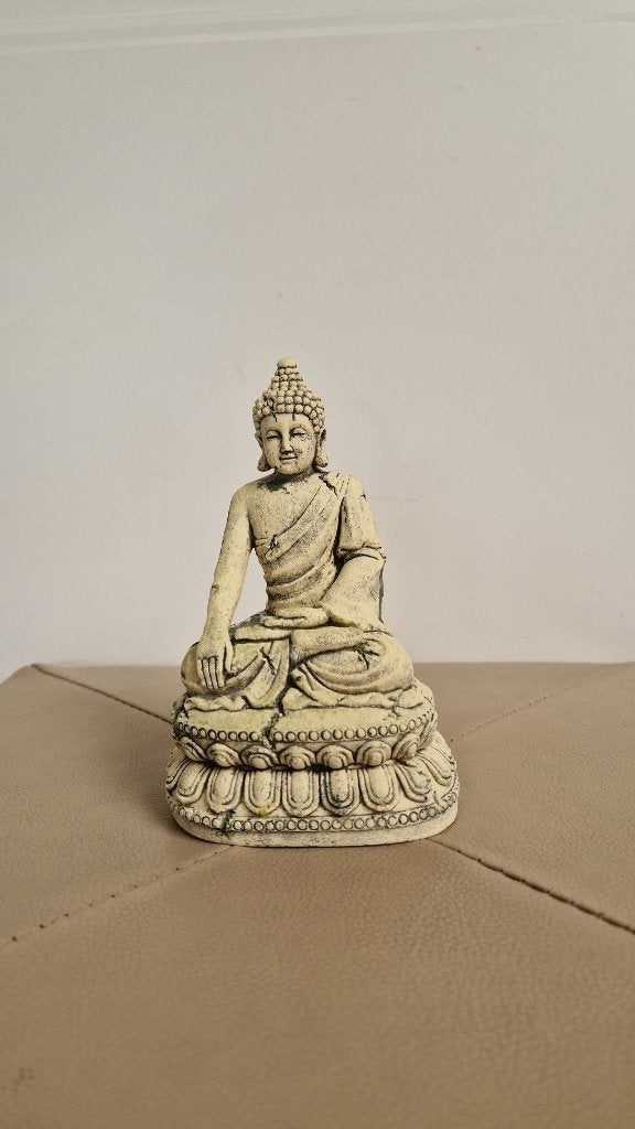 buda 15 cm op 9 cm, Ophalen