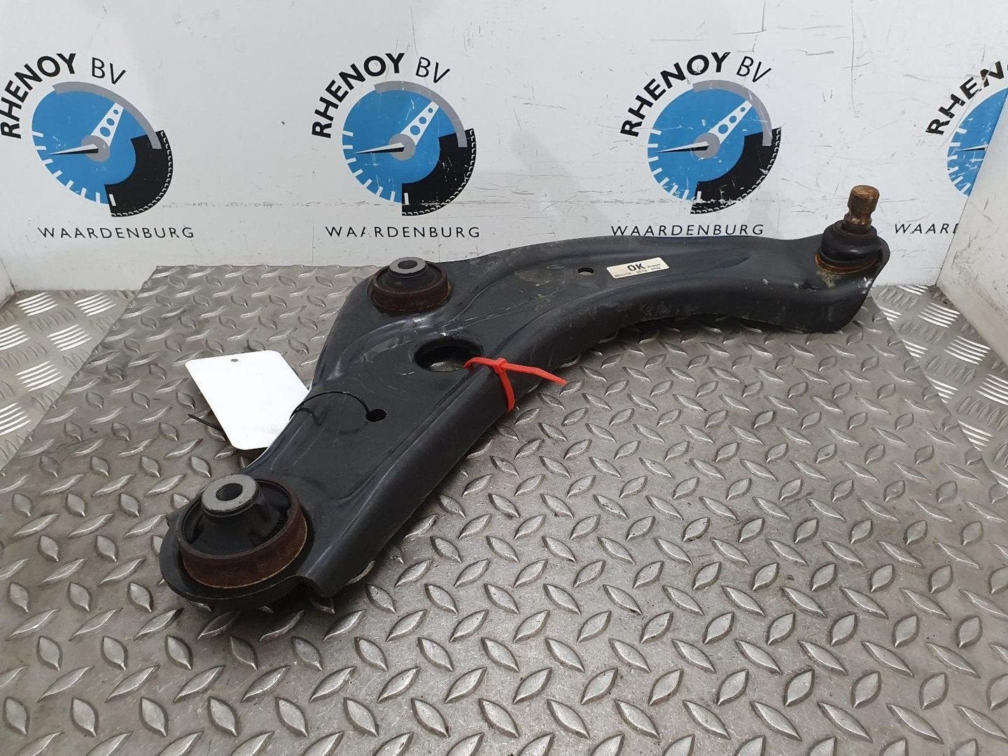 NISSAN QASHQAI TEKNA DRAAGARM ONDER RV 2019, Ophalen of Verzenden, Gebruikt, ARN erkend