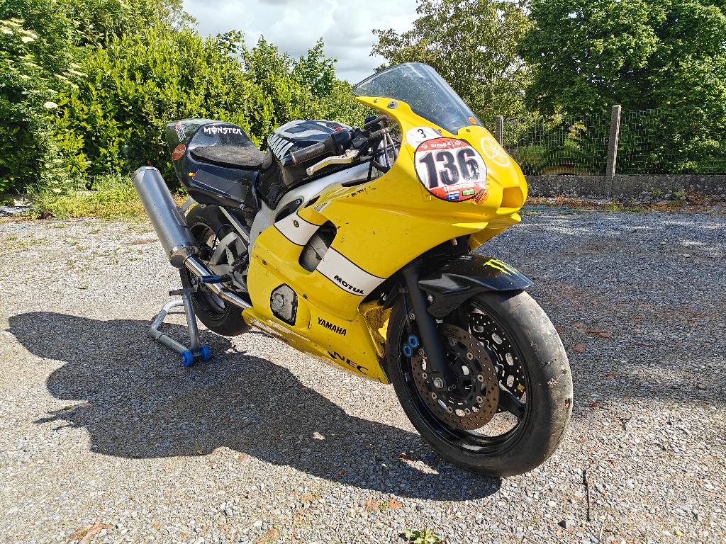 Yamaha R6 2000 Circuitmotor, 4 cilinders, Super Sport, Particulier, Meer dan 35 kW