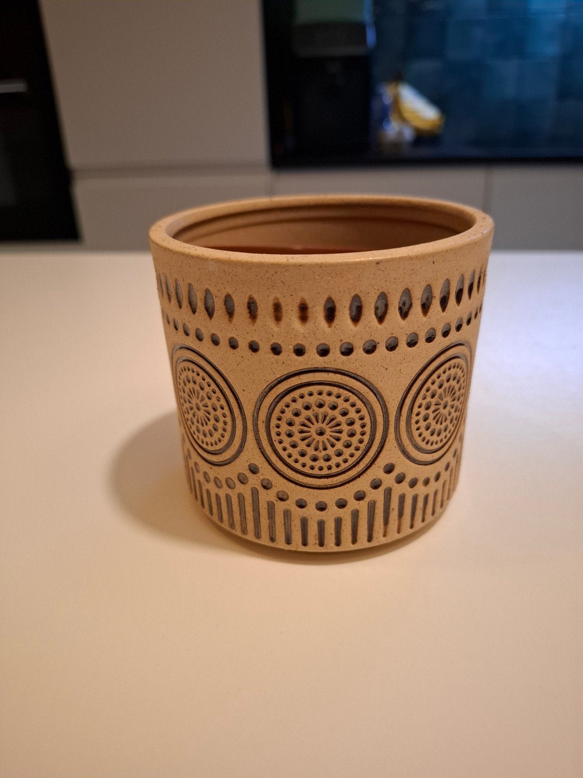 Vintage stijl keramische bloempot – Beige/Bruin, Tuin en Terras, Bloempotten, Ophalen of Verzenden