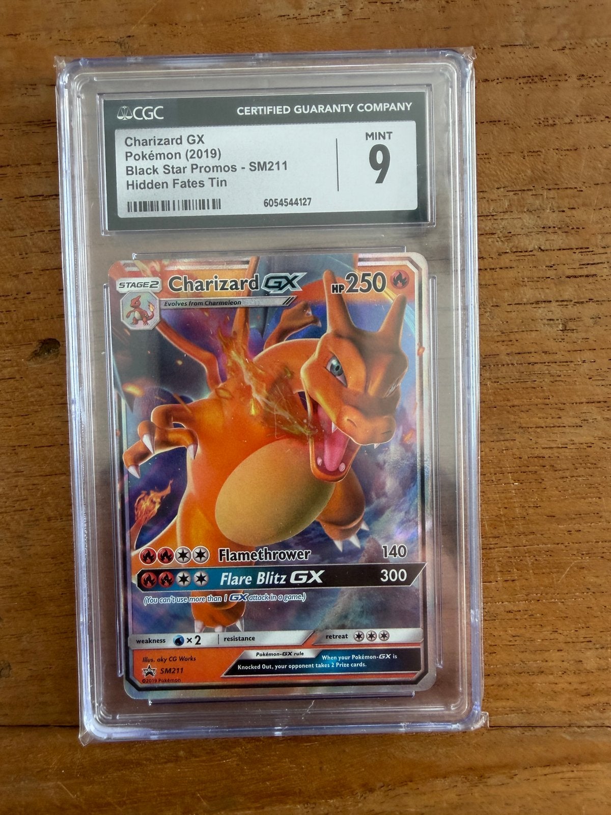 Charizard GX Hidden Fates promo CGC 9, Enlèvement ou Envoi, Comme neuf