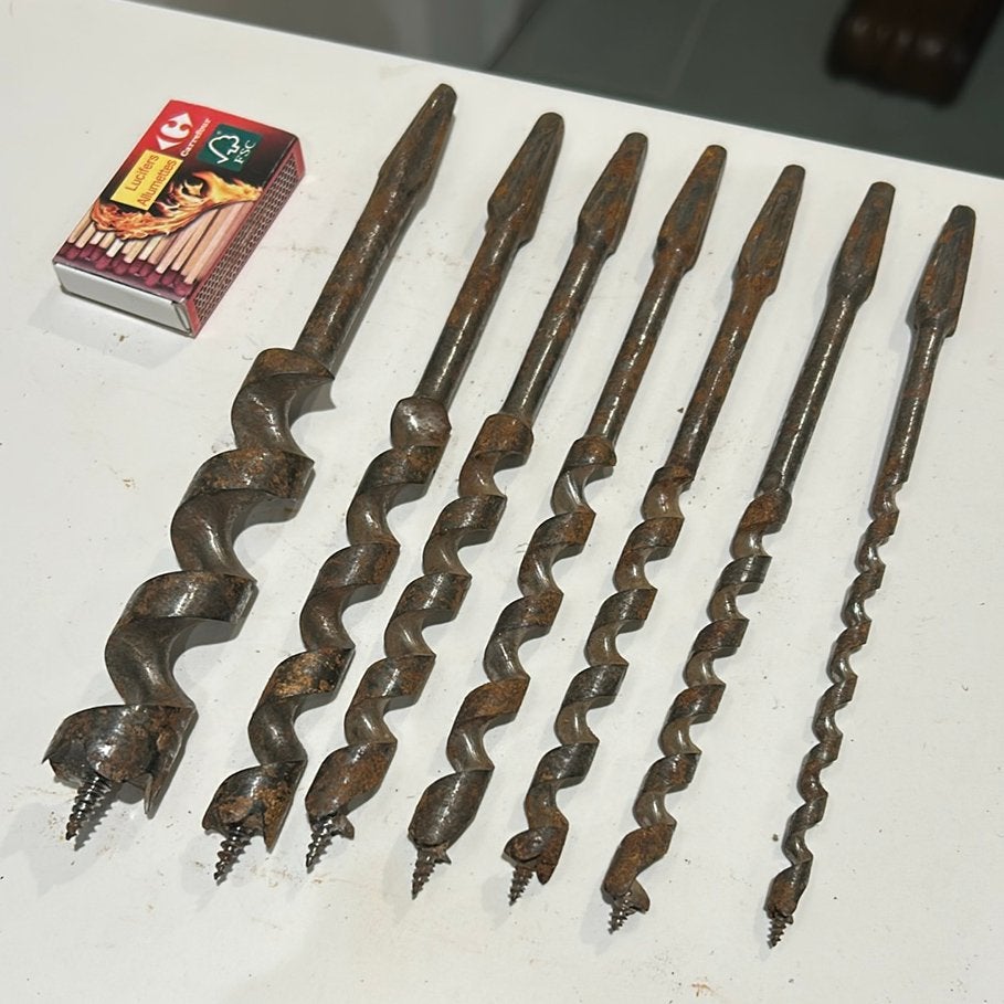 Set van 7 vintage spiraalvormige houtboren + handboor, Doe-het-zelf en Bouw, Gereedschap | Handgereedschap, Ophalen, Gebruikt