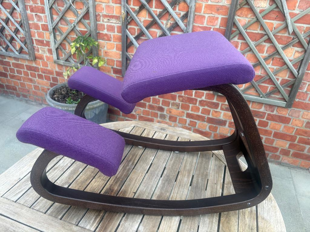 Ergonomische bureaustoel Varier, Enlèvement, Utilisé, Violet, Chaise de bureau
