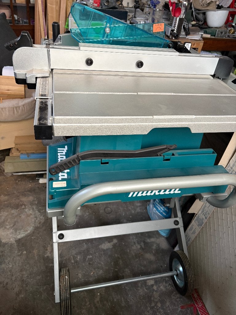 Scie à table Makita MAM2704 + cadre194093-8, Bricolage & Construction, Outillage | Scies mécaniques, Neuf, 1200 watts ou plus
