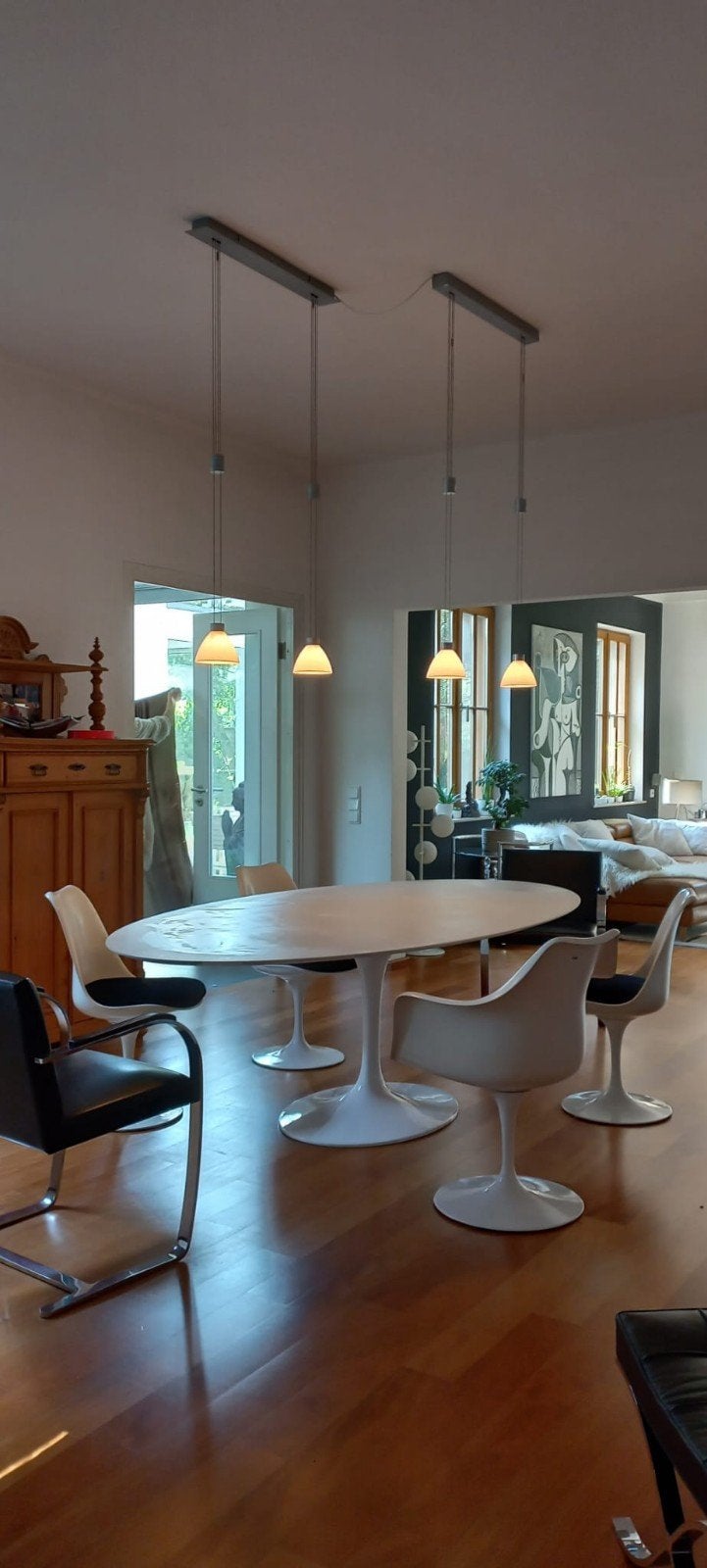 extensible table tulipe Eero Saarinen laminate bois, Maison & Meubles, Tables | Tables à manger, Rond, Enlèvement ou Envoi