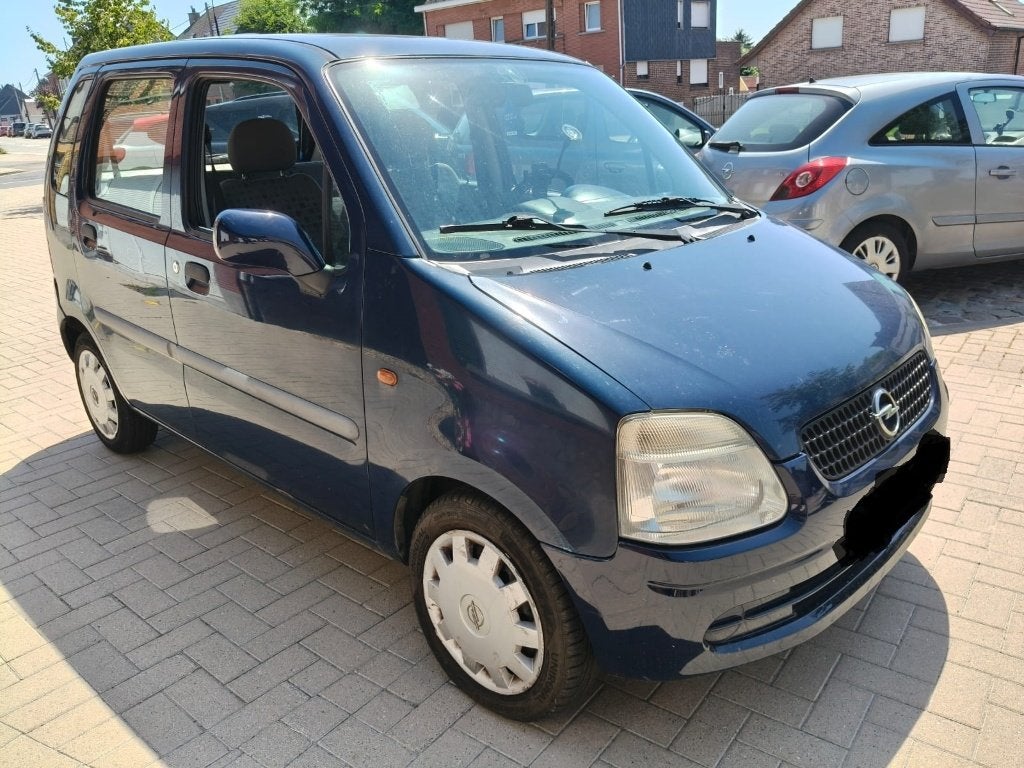 Agila - Benzine - Gekeurd met roos papier, Auto's, Opel, Monovolume, Blauw, Particulier, 1000 cc