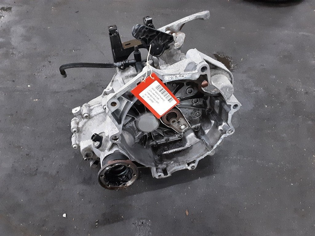 VERSNELLINGSBAK SCHAKEL Seat Ibiza IV SC (6J1) (LNR), Gebruikt, Mevr. I. Hauben, Rue de l'Espoir 34 34
4030  GRIVEGNÉE, BE, Info@Collignon.be