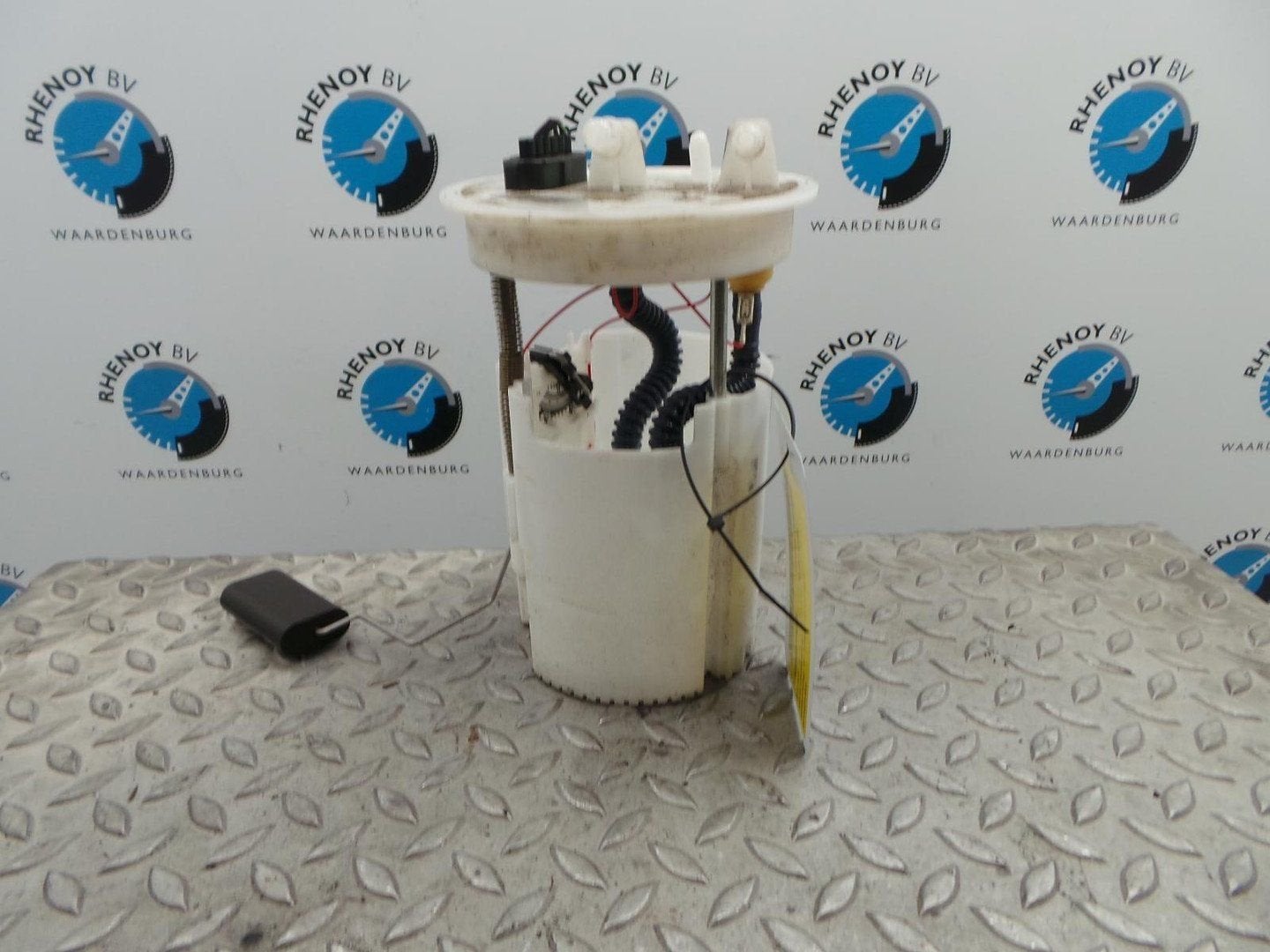 FORD B-MAX BRANDSTOF POMP VOOR DE INJECTOR 2014, Ophalen of Verzenden, Gebruikt, Stiba lid