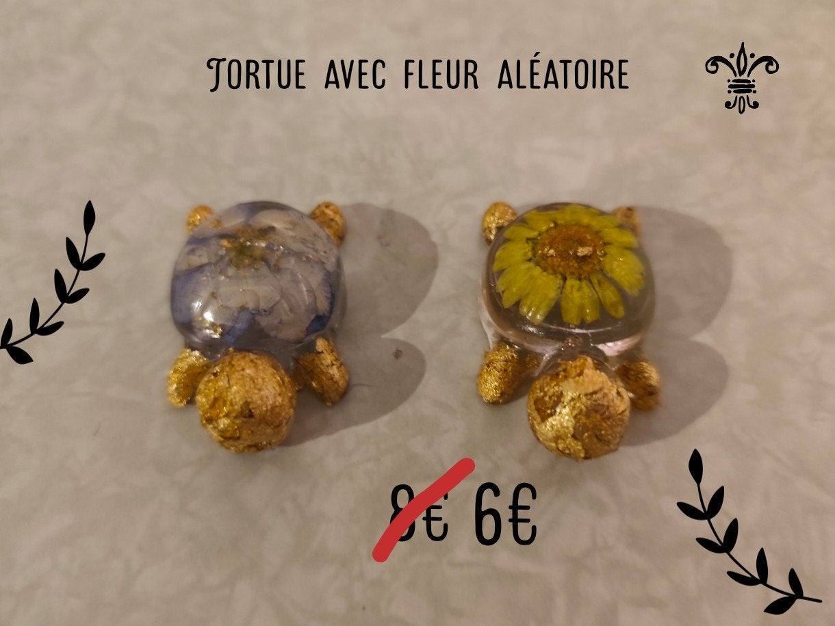 Tortue en résine fait main avec feuille d'or, fleurs aléatoi, Antiquités & Art, Enlèvement ou Envoi