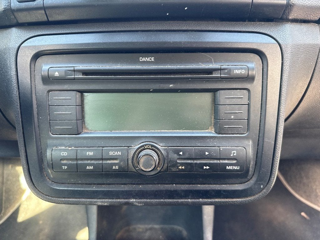RADIO Skoda Roomster (5J) (|AAO700002|AAO700002X|), Utilisé, Info@skoda-auto.de, Skoda, Max-Planck-Straße  3-5
64331  Weiterstadt, DE