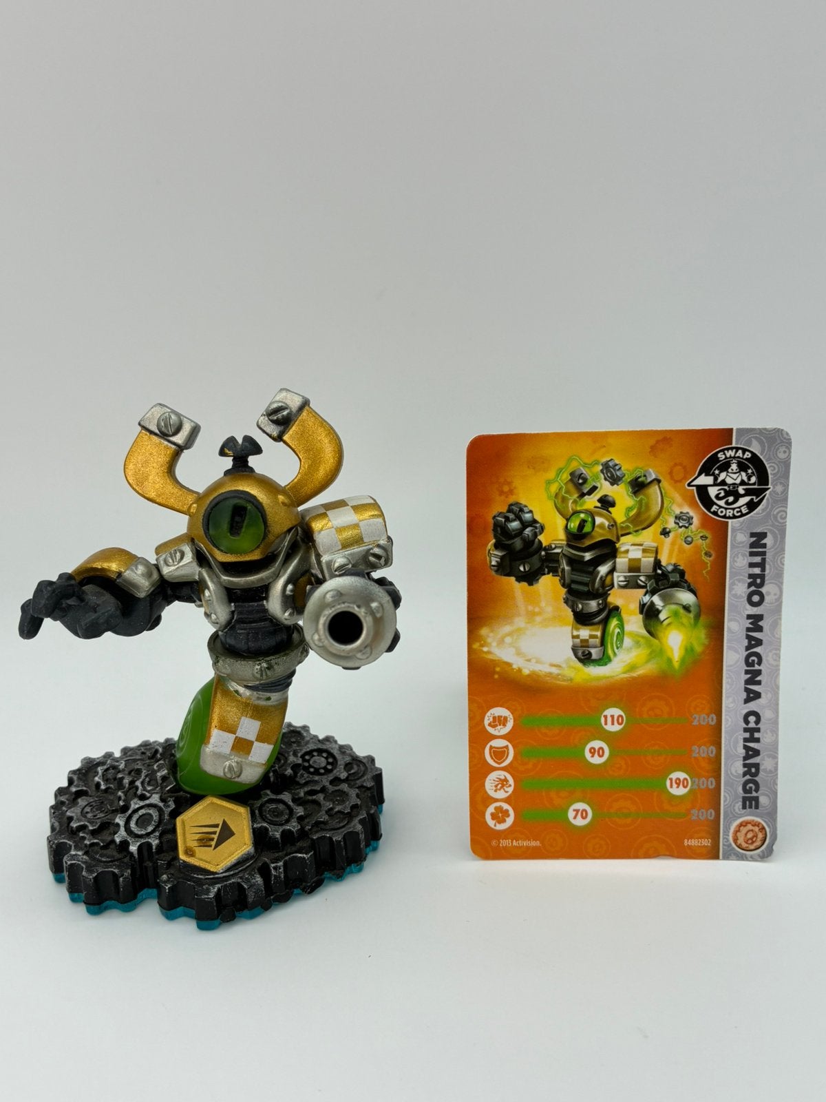 Skylanders Swap Force Nitro Magna Charge met kaartje, Games en Spelcomputers, Verzenden, Zo goed als nieuw
