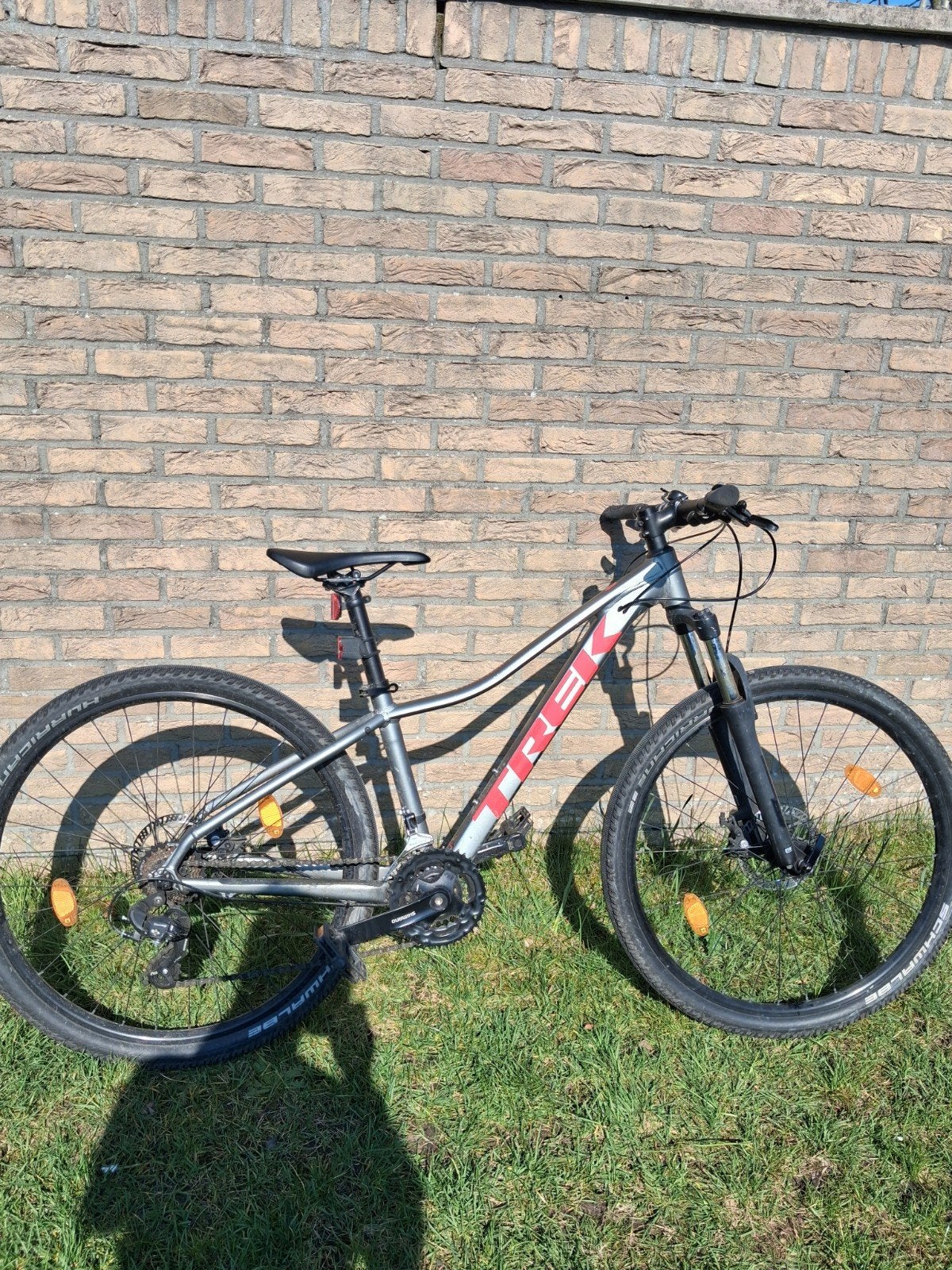 Trek mountainbike met versnelling, Ophalen, Trek