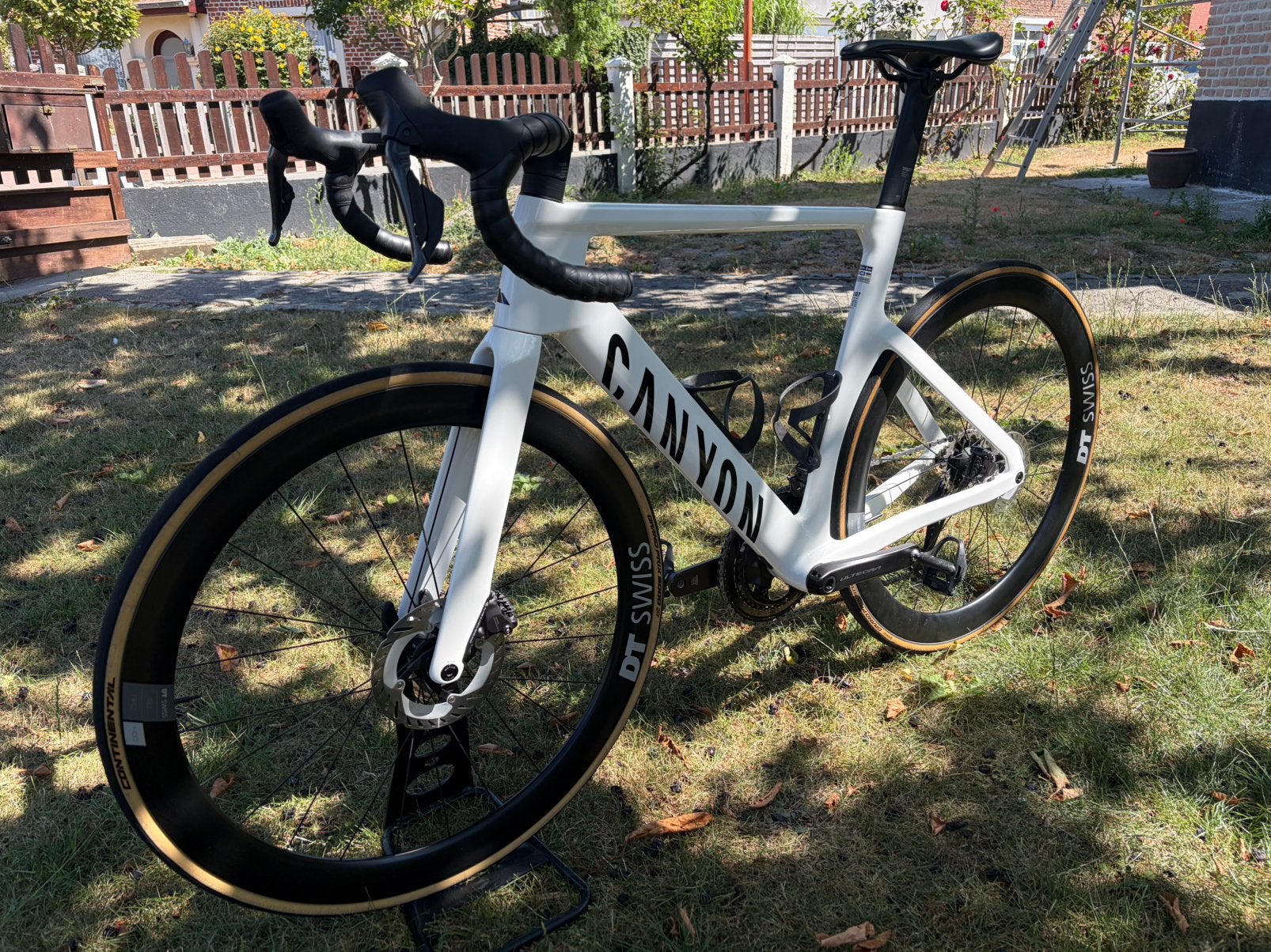 Canyon Aeroad CF SLX 8 Di2  (02/2025) maat: M, 28 inch, Carbon, Zo goed als nieuw, Meer dan 20 versnellingen