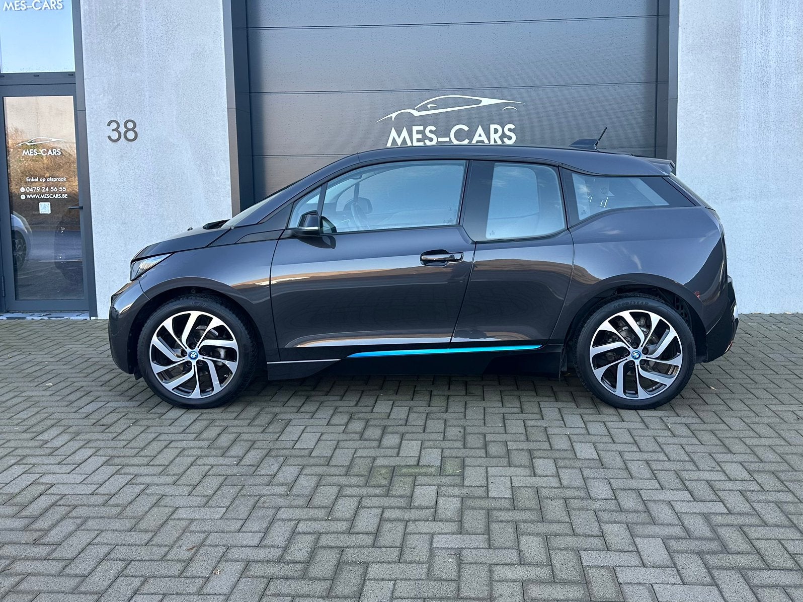 BMW I3 Hybride Benzine - 95.000Km Nieuw, Auto's, Automaat, Stof, Zwart, Bedrijf
