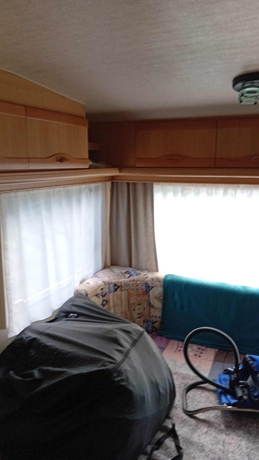 carvan adria, Rondzit, 750 - 1000 kg, Particulier, Adria