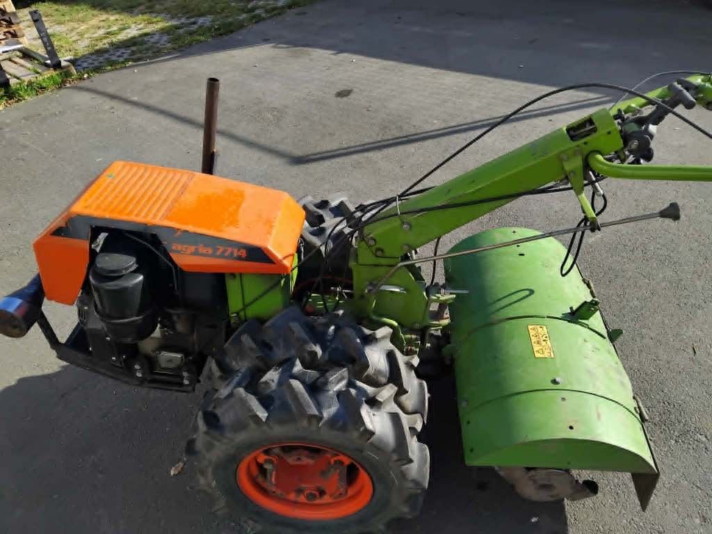 moteur Agria 7714, Enlèvement, Labour