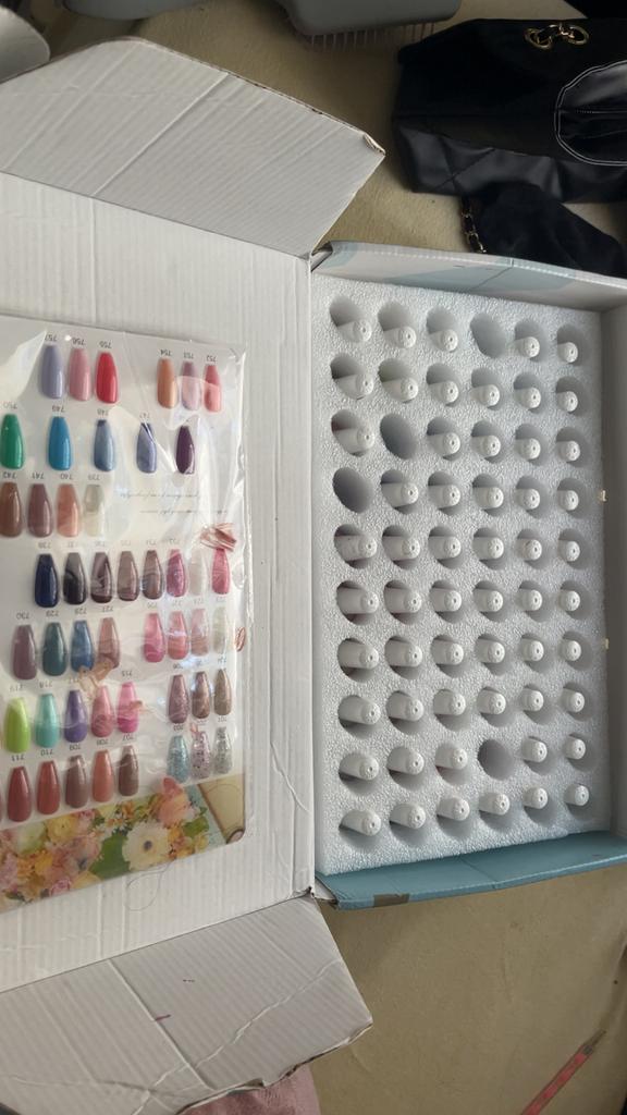 Gel polish/lak, Ophalen of Verzenden, Zo goed als nieuw
