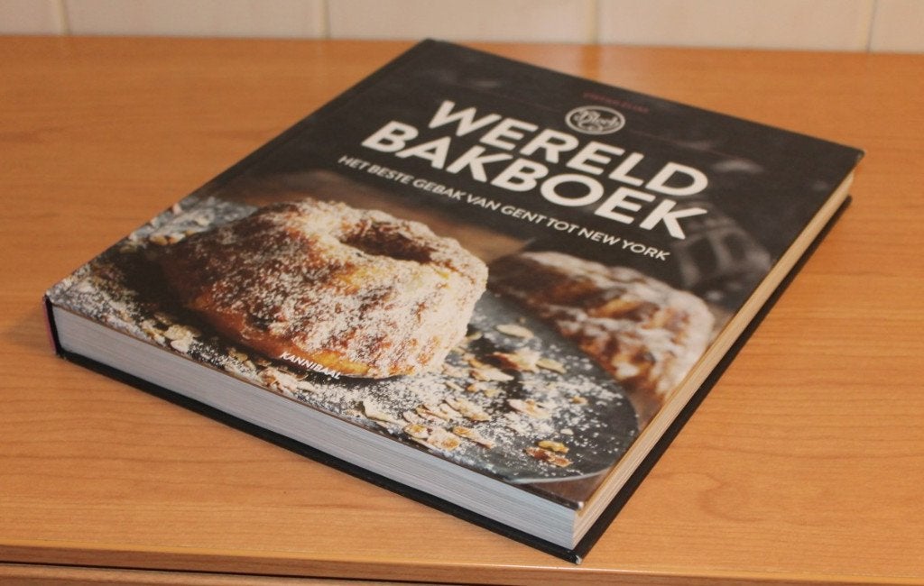 WERELDBAKBOEK van Stefan Elias, Boeken, Ophalen of Verzenden, Zo goed als nieuw, Taart, Gebak en Desserts