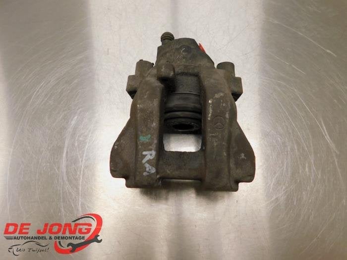 Etrier de frein (pince) arrière droit d'un Mercedes E-Klass, Autos : Pièces & Accessoires, Freins & Transmission, Mercedes-Benz