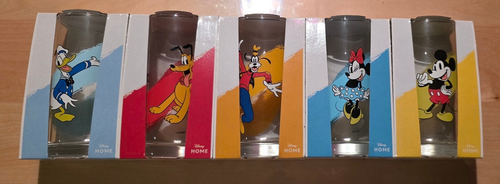 Nieuw in verpakking! Complete set van 5 Disney Home glazen, Ophalen of Verzenden, Nieuw, Overige typen