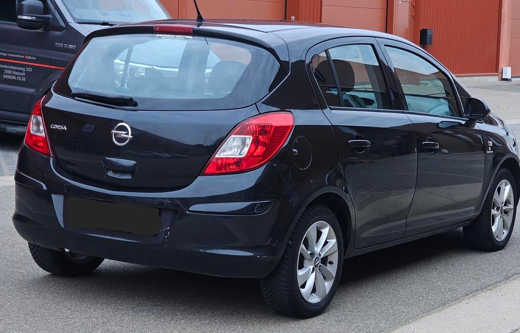Opel corsa 1.2 benzine bj 2014 euro5b (airco) blanco gekeurd, Auto's, Particulier, Corsa, Te koop, Benzine