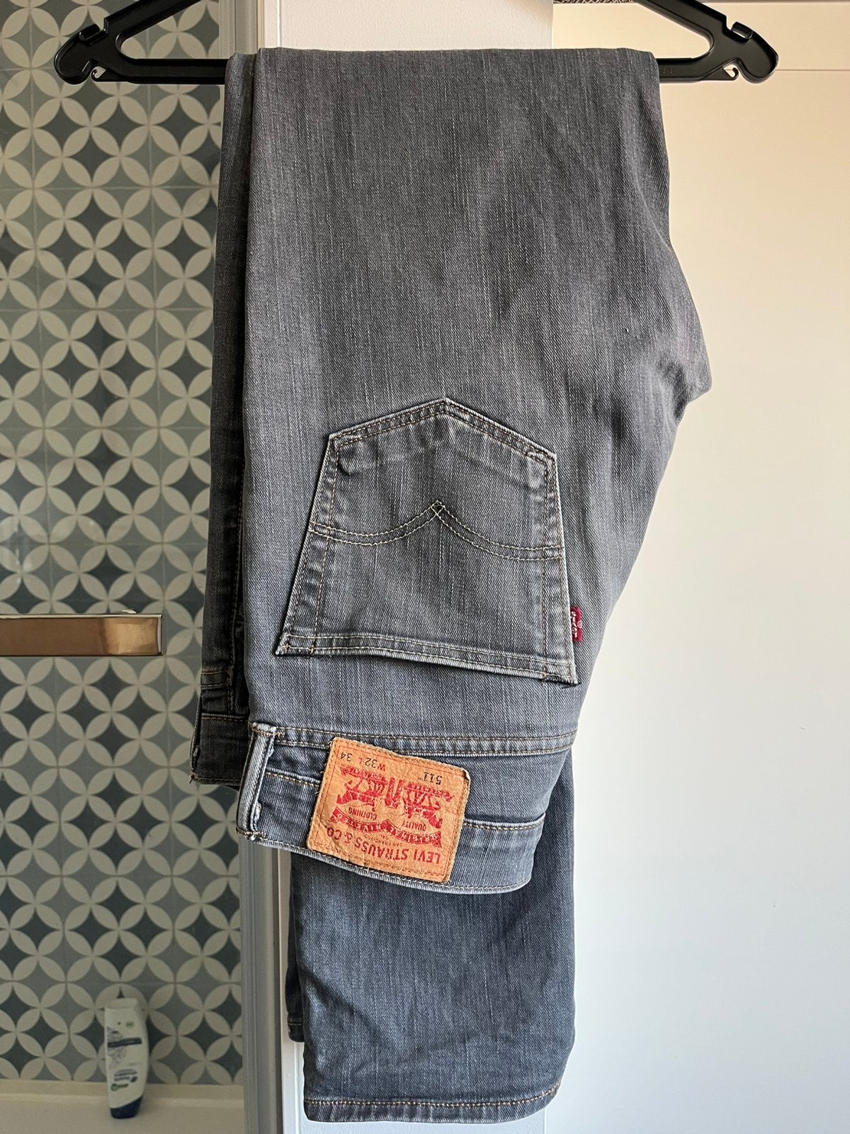 Levi's 511 jeans voor heren, Kleding | Heren, Spijkerbroeken en Jeans, Ophalen of Verzenden, Zo goed als nieuw, Zwart