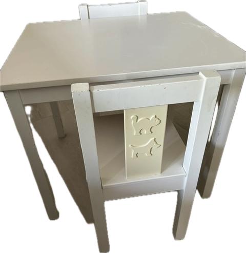 kindertafeltje met stoeltjes, Ophalen, Gebruikt, Tafel(s) en Stoel(en)