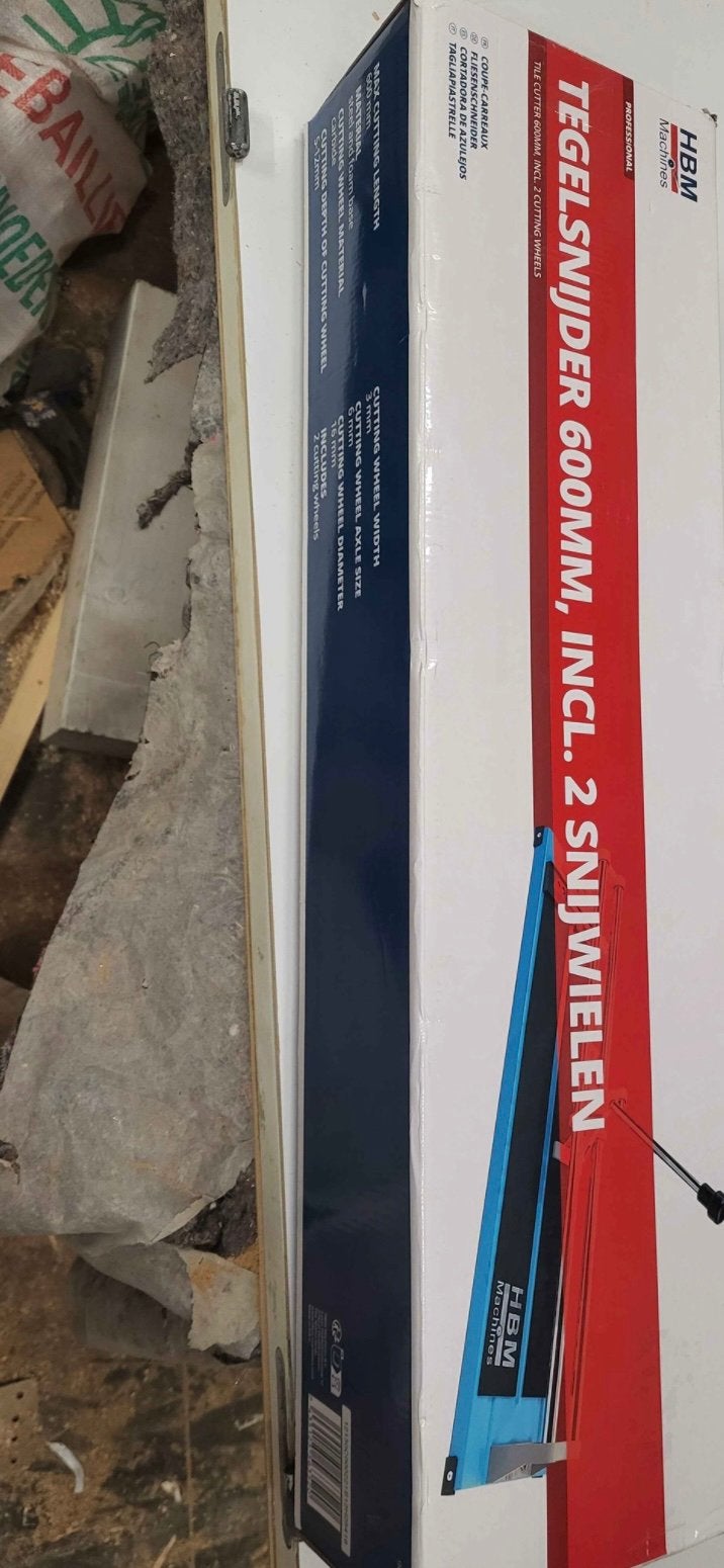 tegelsnijder, Ophalen, Zo goed als nieuw
