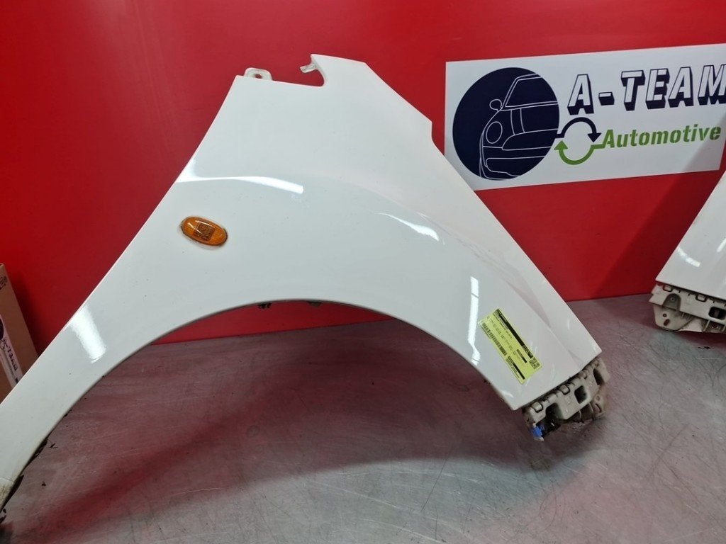 SPATBORD RECHTS VOOR Spark (M300) (|95364001|95950452|), Gebruikt, Daewoo, General Motors Germany GmbH, Spatbord