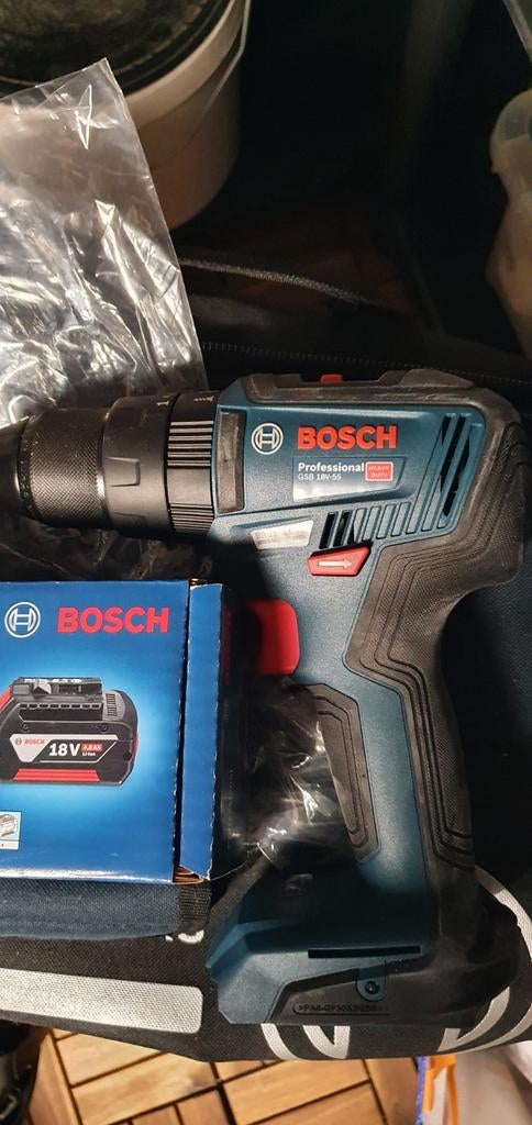 Bosch GSB 18v 55 batterie 4,0 ah + chargeur, Enlèvement