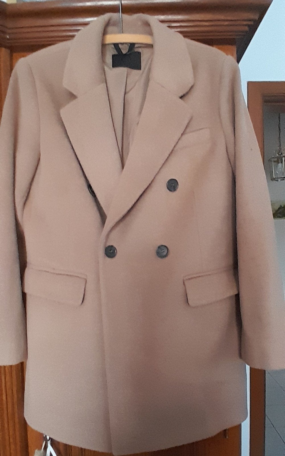 joli manteau, Enlèvement