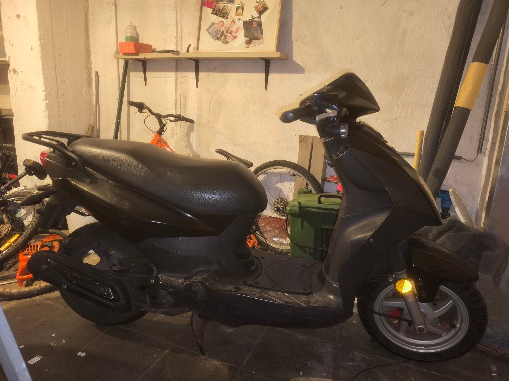 scooter sym orbite 1, Vélos & Vélomoteurs, Scooters | SYM, Enlèvement, Utilisé, Essence, Orbit