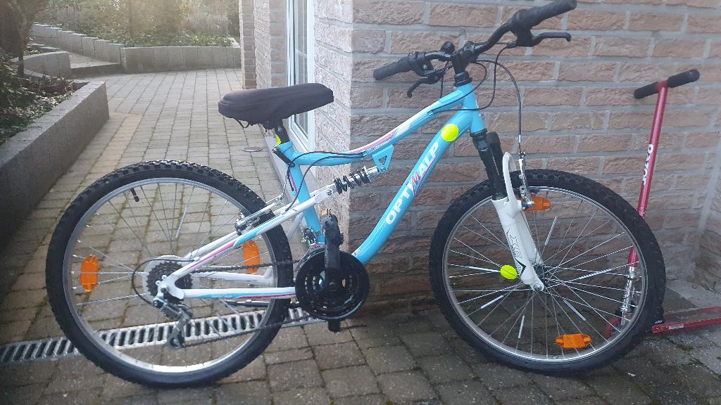 Vélo VTT Optim'Apl 18 vitesses, amortisseurs, Fietsen en Brommers, Fietsen | Mountainbikes en ATB, Gebruikt, Overige merken, Fully