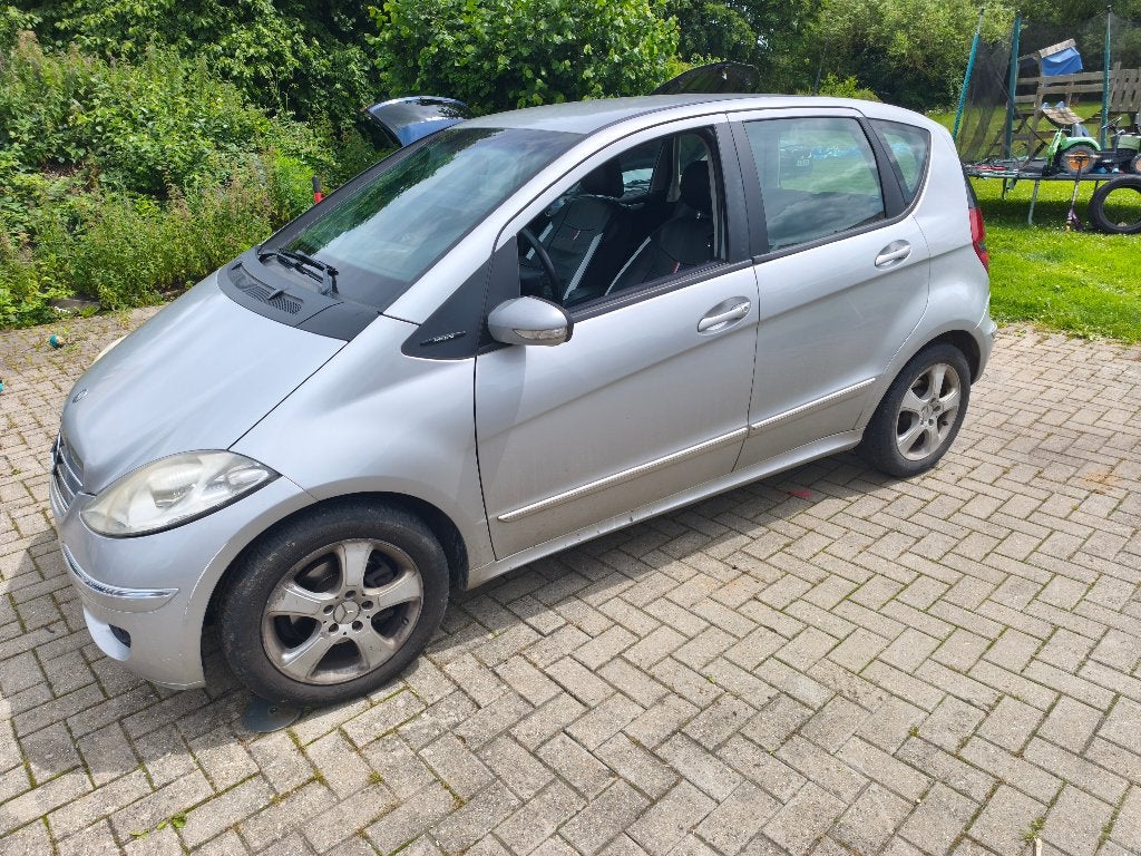 Mercedes A180, Auto's, Mercedes-Benz, 4 cilinders, Particulier, Euro 4, Zilver of Grijs