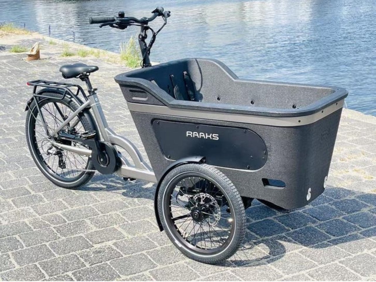 Raaks elektrische bakfiets driewieler EPP!, Vélos & Vélomoteurs, Vélos | Vélos avec bac, Comme neuf, Bâche, Enlèvement