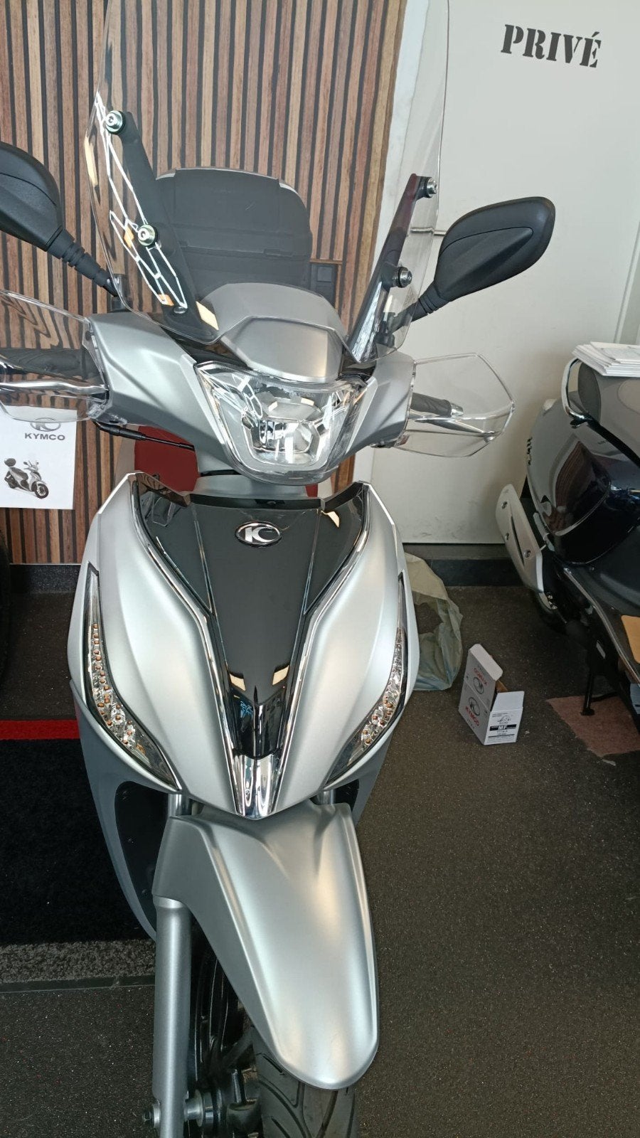 Kymco People S 125, Vélos & Vélomoteurs, Enlèvement, People S