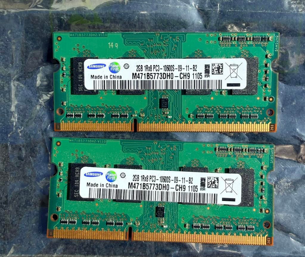 2 x 2GB Ram Geheugen, Computers en Software, RAM geheugen, Ophalen, DDR3, Zo goed als nieuw, 2 GB