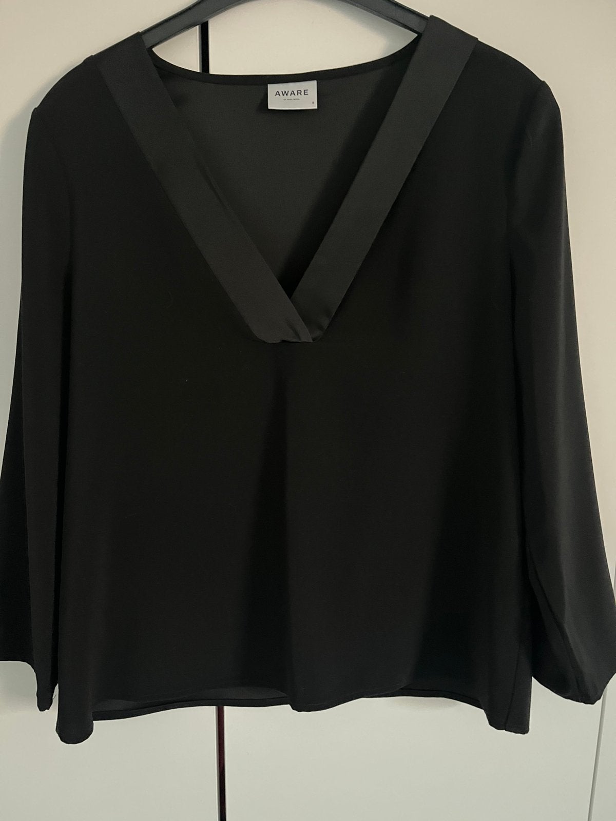 Blouse noire Vero moda taille S 4,00€, Enlèvement, Comme neuf, Noir