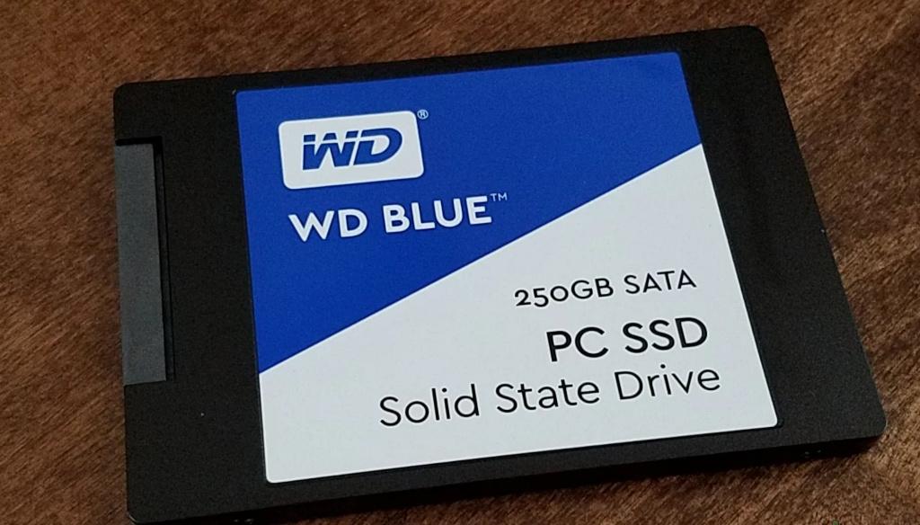 250Gb SSD Western Digital WD Bleu, Intern, Ophalen of Verzenden, Laptop, Western Digital